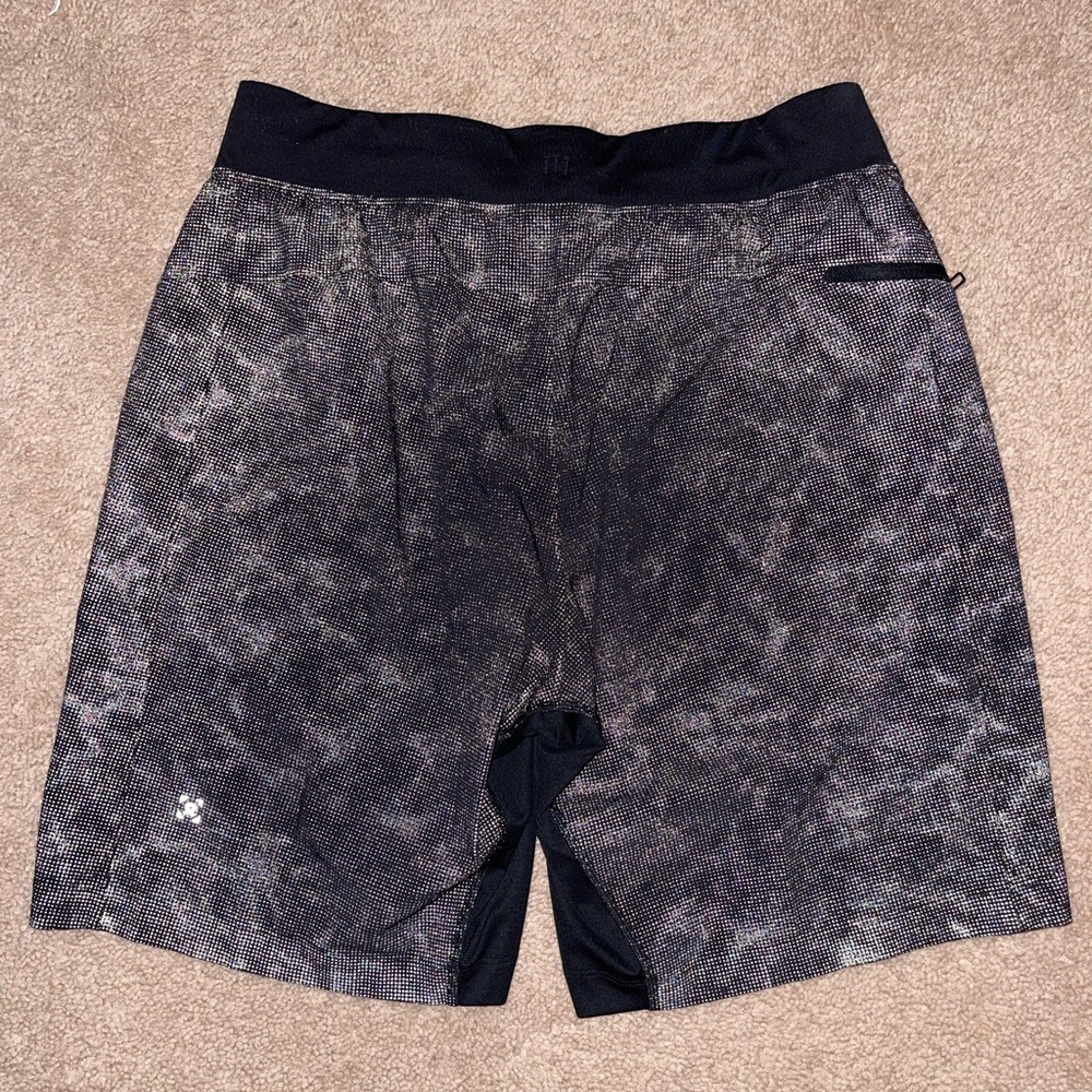 Lululemon reflective athletic shorts
